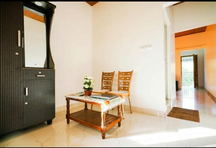 Munnar Minds Homestay Bagian luar foto