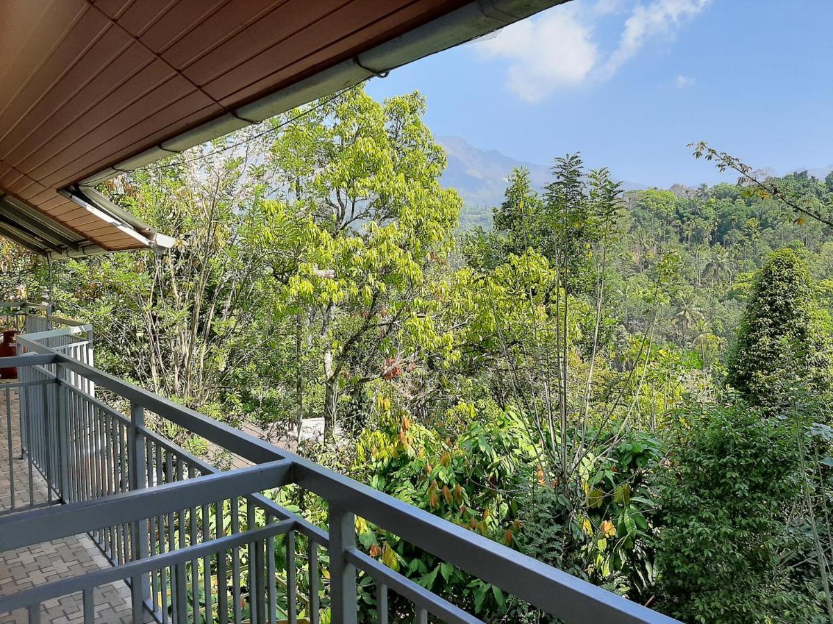 Munnar Minds Homestay Bagian luar foto